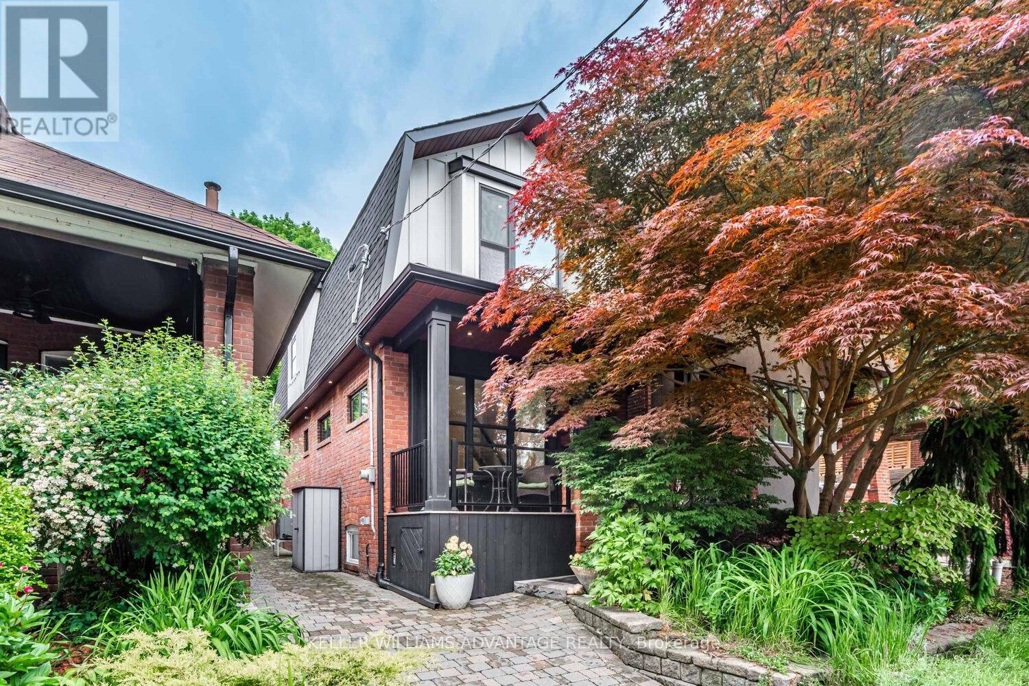 3 EDGEWOOD GARDENS, Toronto, Ontario