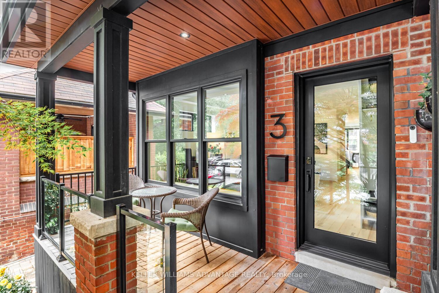 3 Edgewood Gardens, Toronto (Woodbine Corridor), Ontario  M4L 3H4 - Photo 2 - E12212915