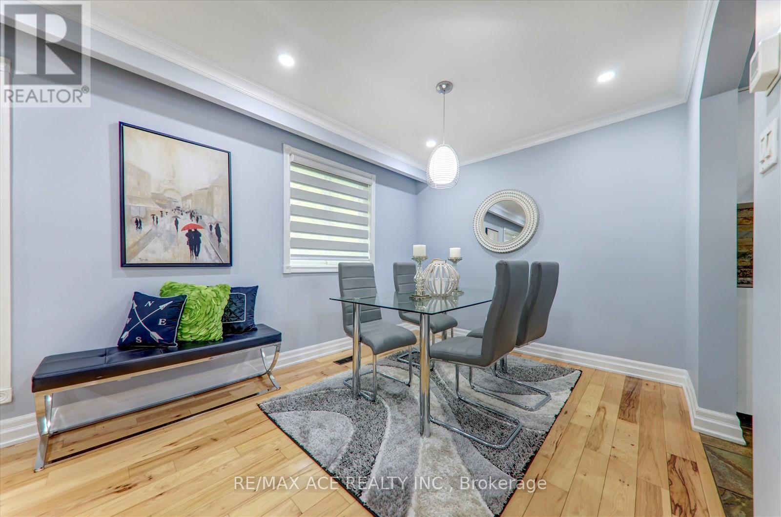 121 Cultra Square, Toronto (West Hill), Ontario  M1E 2E4 - Photo 10 - E12212926