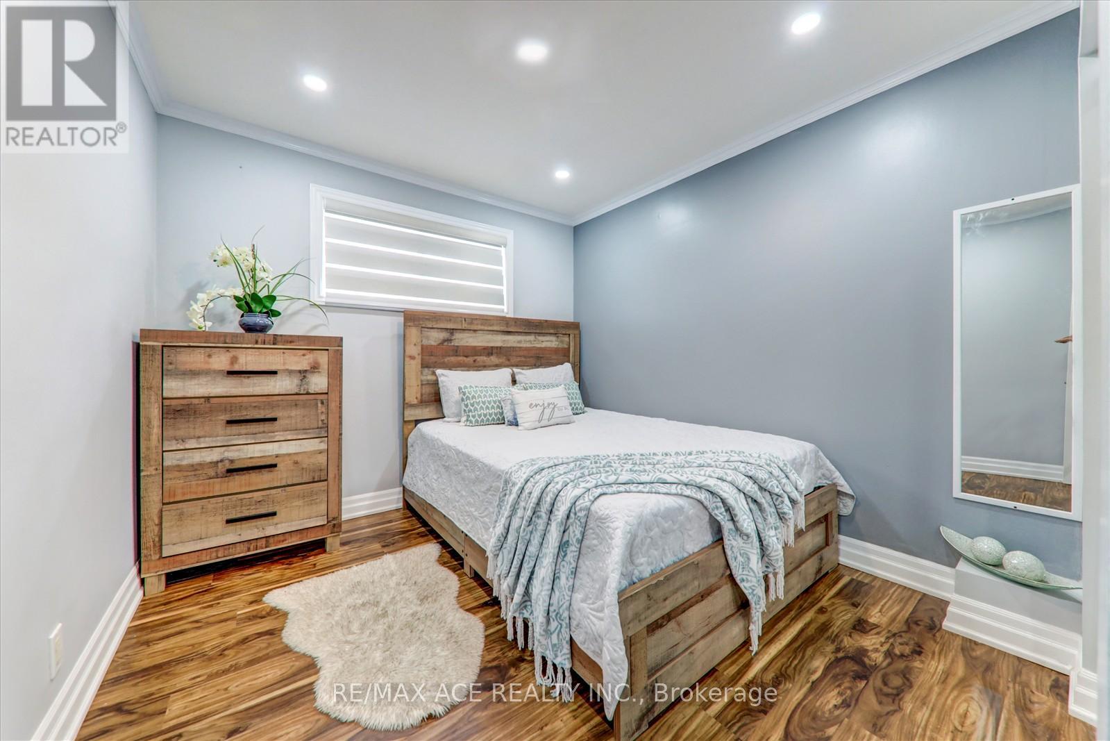 121 Cultra Square, Toronto (West Hill), Ontario  M1E 2E4 - Photo 20 - E12212926