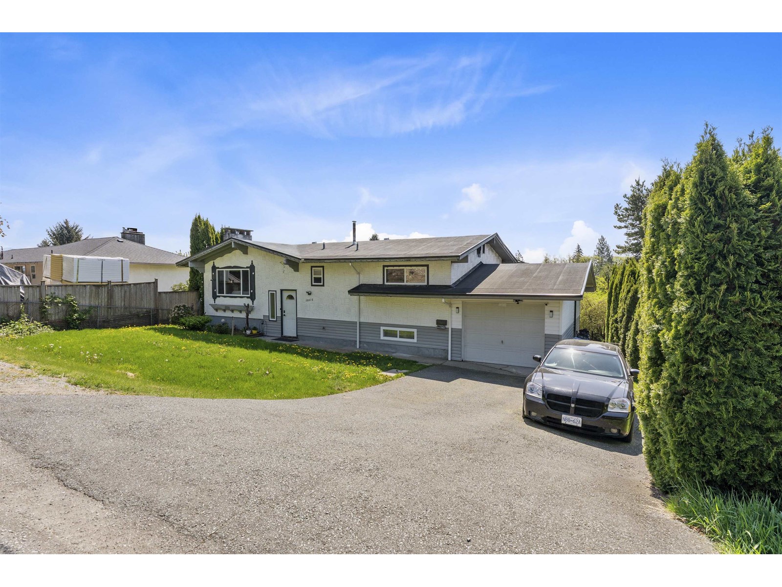32572 Fleming Avenue, Mission, British Columbia  V2V 2G9 - Photo 3 - R3013891