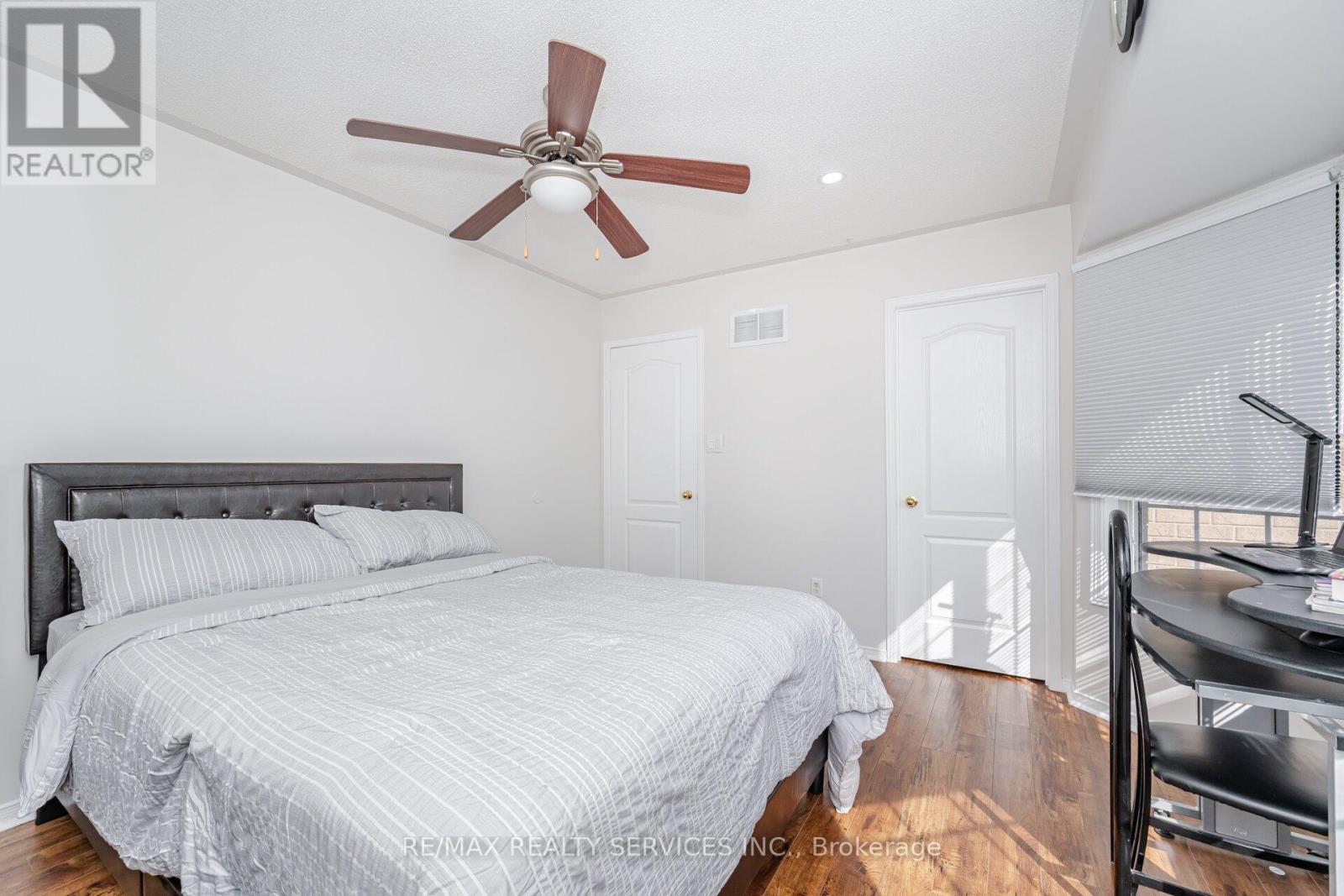 30 Sams Crescent, Brampton, Ontario  L7A 3R7 - Photo 33 - W12210375