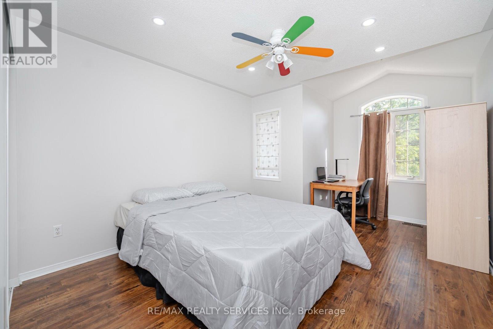 30 Sams Crescent, Brampton, Ontario  L7A 3R7 - Photo 29 - W12210375