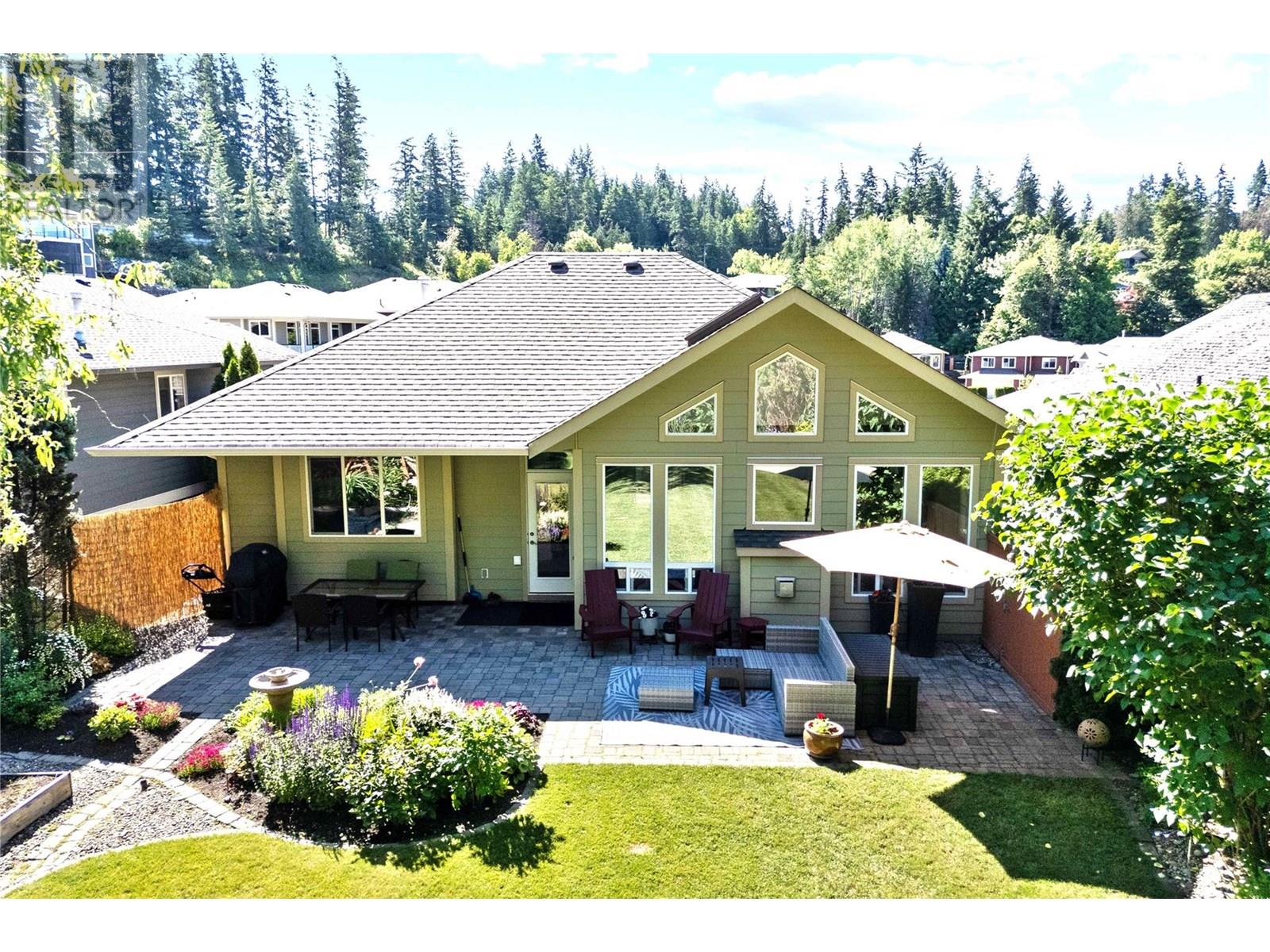 1581 20th Street Ne Unit# 35, Salmon Arm, British Columbia  V1E 0A7 - Photo 2 - 10351646