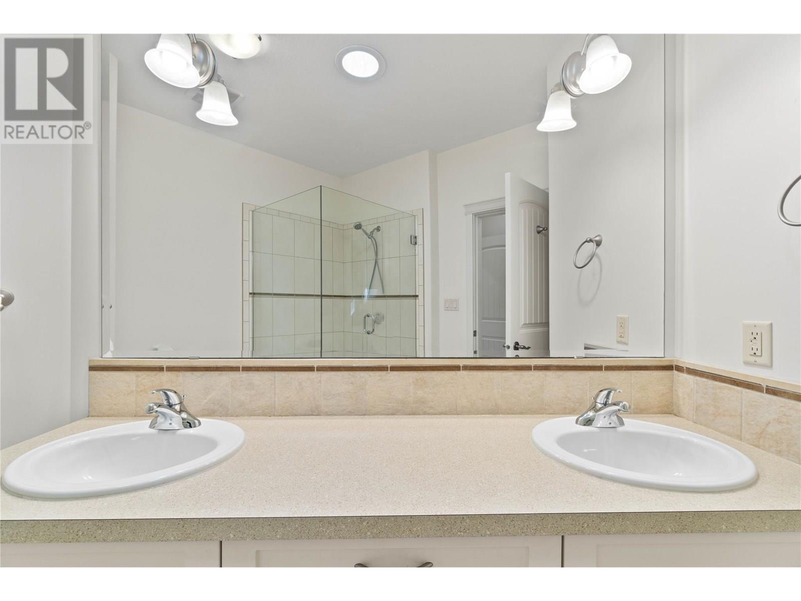 1581 20th Street Ne Unit# 35, Salmon Arm, British Columbia  V1E 0A7 - Photo 31 - 10351646