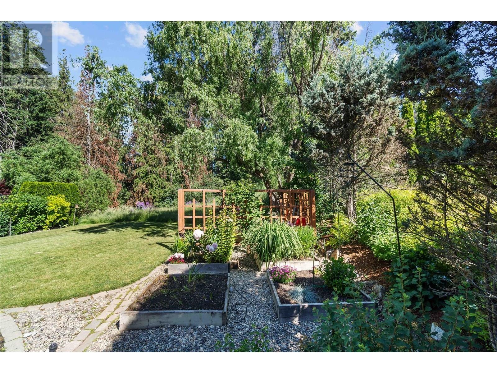 1581 20th Street Ne Unit# 35, Salmon Arm, British Columbia  V1E 0A7 - Photo 48 - 10351646