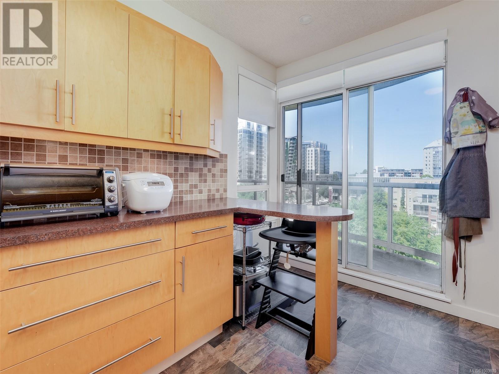 804 1020 View St, Victoria, British Columbia  V8V 4Y4 - Photo 10 - 1003079