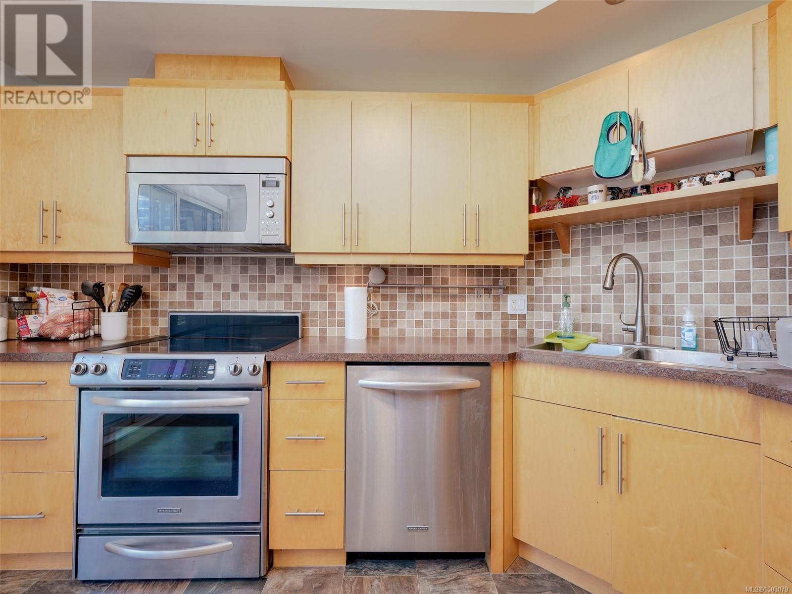 804 1020 View St, Victoria, British Columbia  V8V 4Y4 - Photo 8 - 1003079