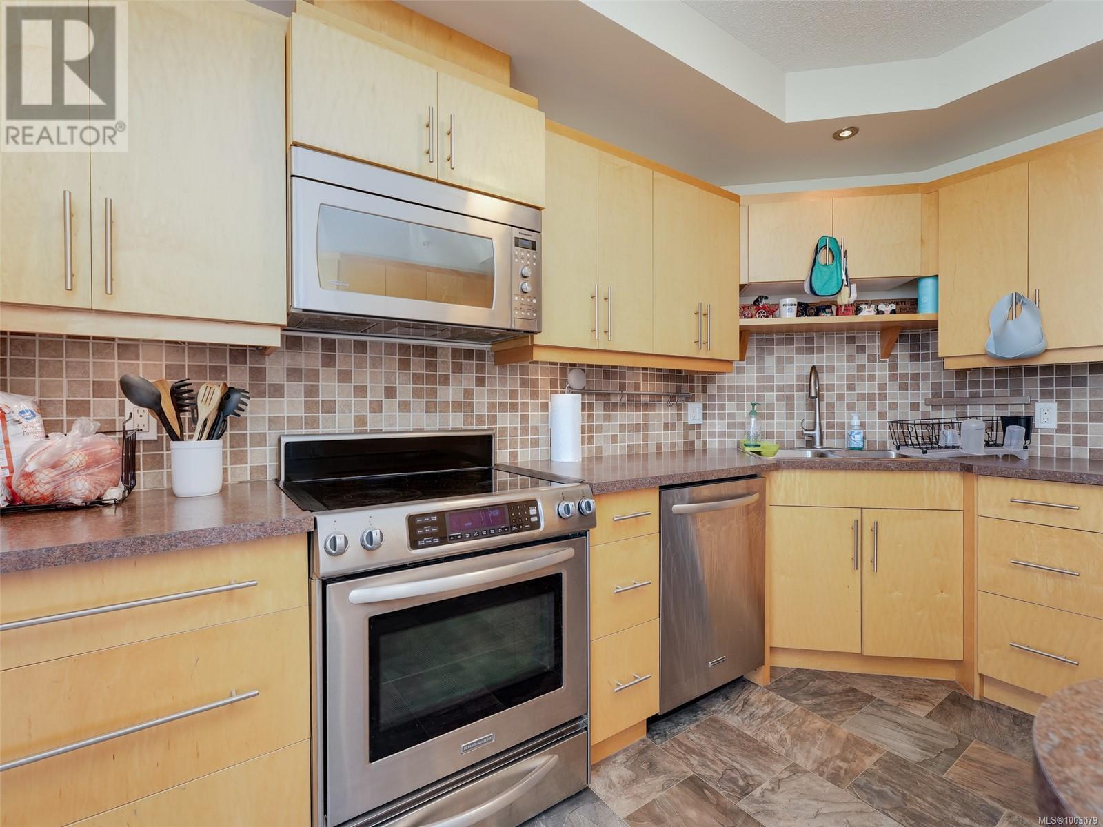 804 1020 View St, Victoria, British Columbia  V8V 4Y4 - Photo 9 - 1003079