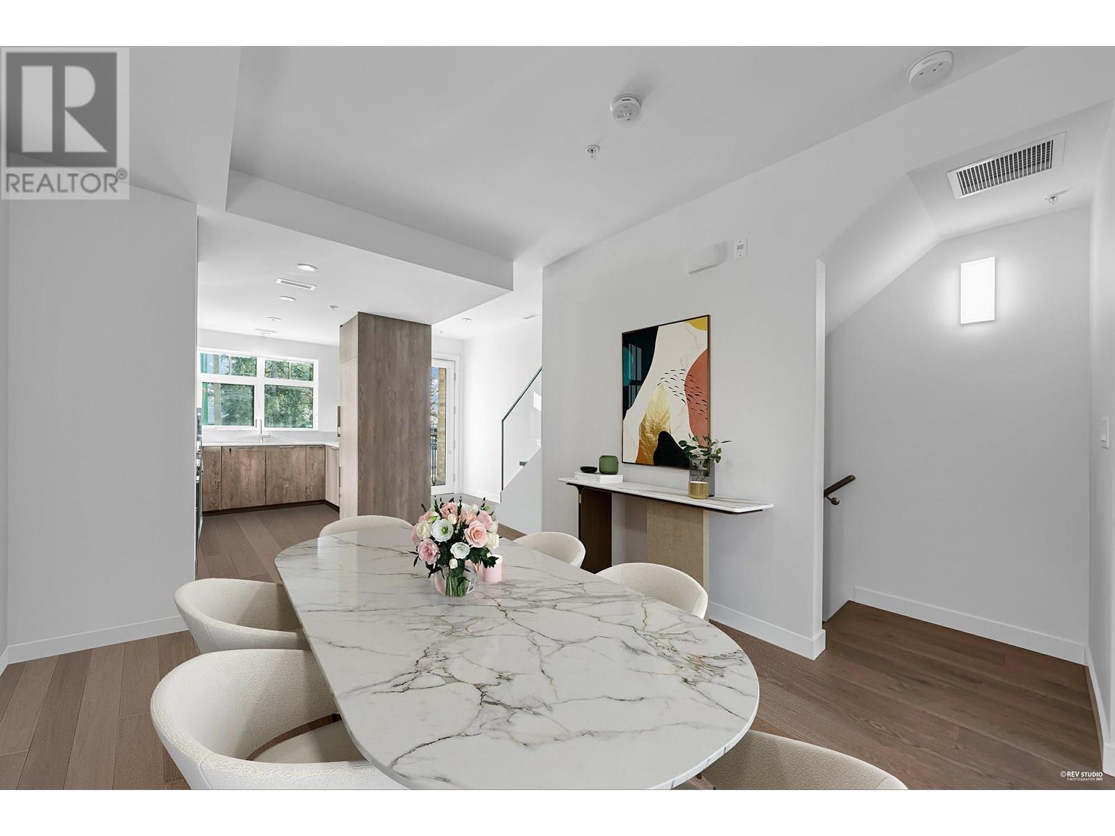 4 1960 Glenaire Drive, North Vancouver, British Columbia  V7P 1Y1 - Photo 6 - R3014184