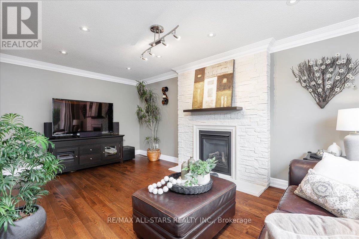 494 London Road, Newmarket (Bristol-London), Ontario  L3Y 6H2 - Photo 14 - N12212727