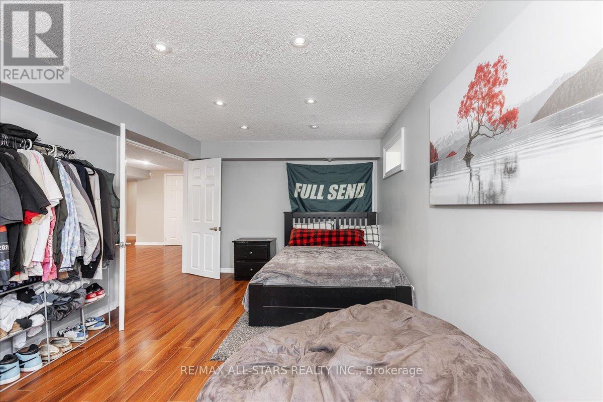 494 London Road, Newmarket (Bristol-London), Ontario  L3Y 6H2 - Photo 29 - N12212727