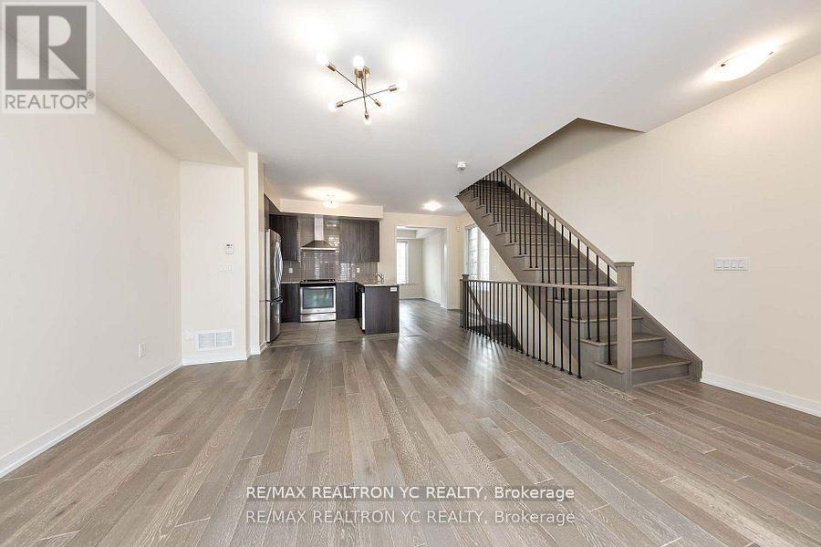 37 Torah Gate, Vaughan (Patterson), Ontario  L6A 4Y4 - Photo 14 - N12212736