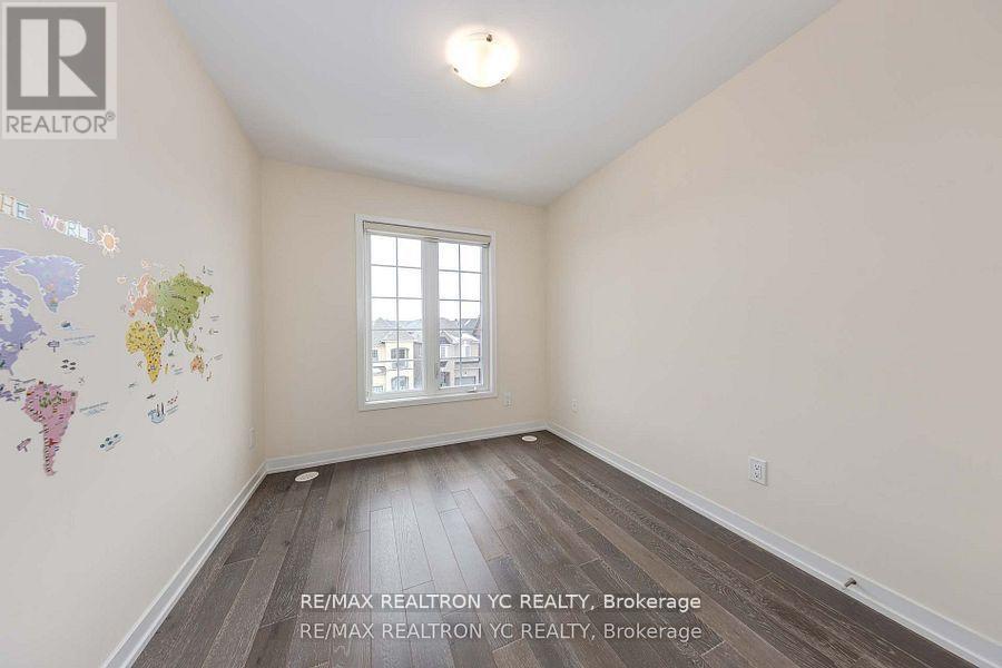 37 Torah Gate, Vaughan (Patterson), Ontario  L6A 4Y4 - Photo 31 - N12212736