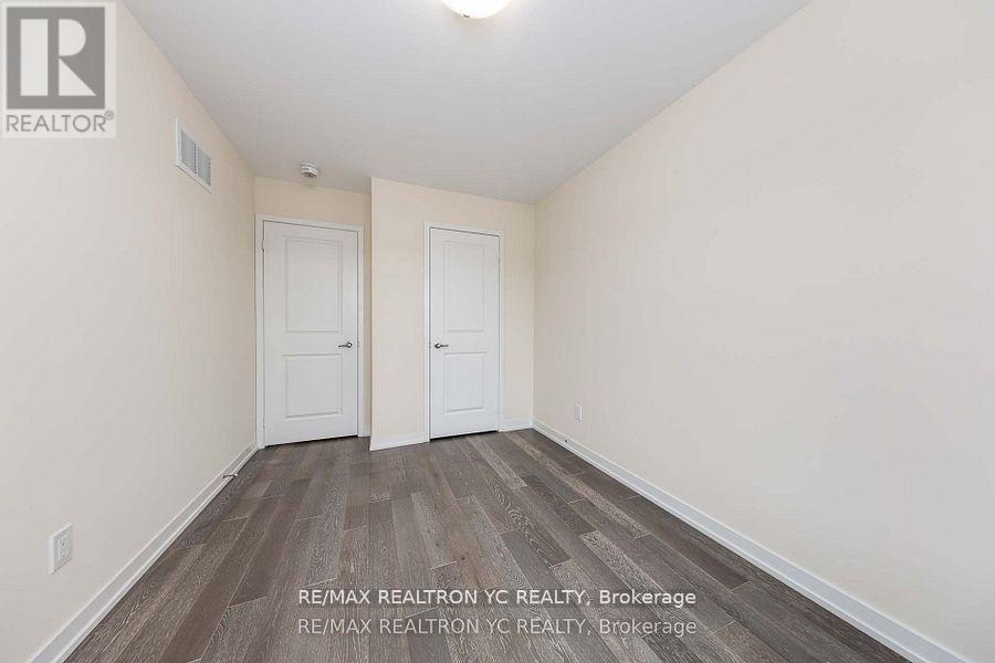 37 Torah Gate, Vaughan (Patterson), Ontario  L6A 4Y4 - Photo 35 - N12212736