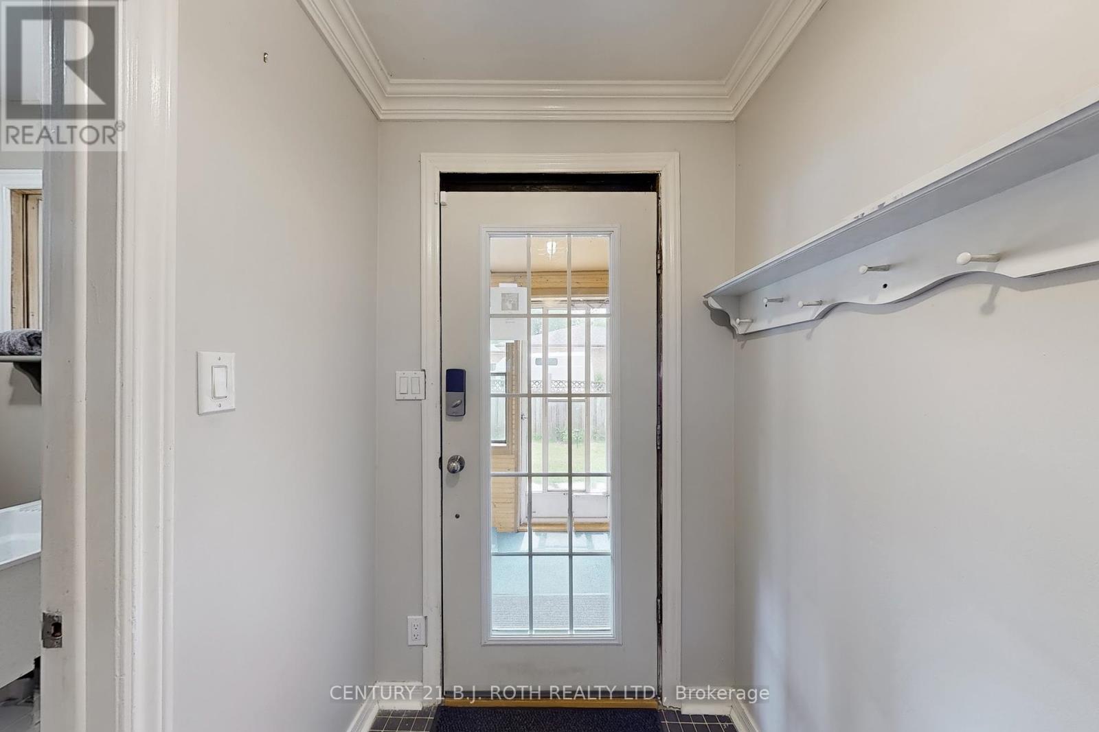3948 Alderly Avenue, Innisfil, Ontario  L9S 2M2 - Photo 19 - N12212740