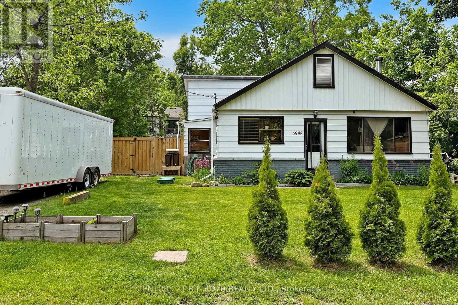 3948 Alderly Avenue, Innisfil, Ontario  L9S 2M2 - Photo 4 - N12212740