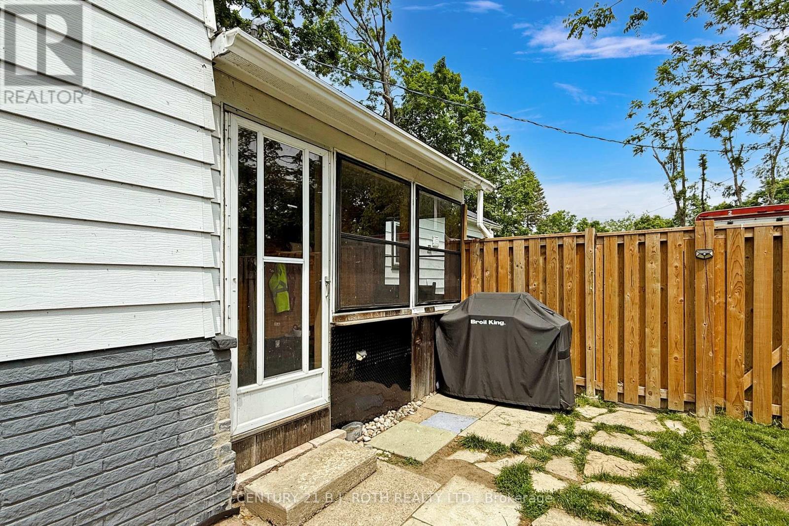 3948 Alderly Avenue, Innisfil, Ontario  L9S 2M2 - Photo 40 - N12212740