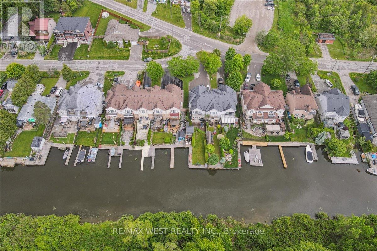 2B ROBERT STREET, Georgina, Ontario