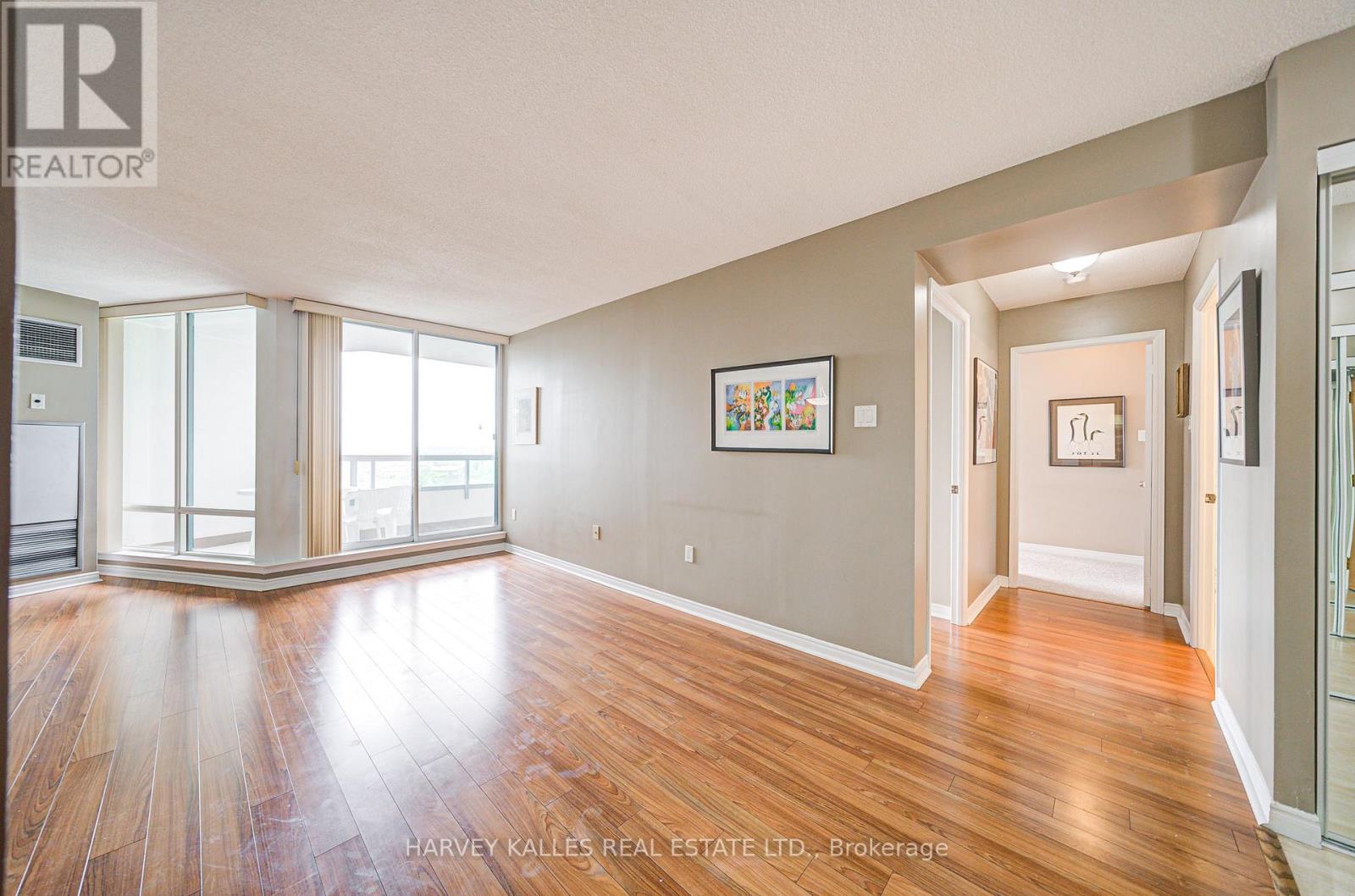 804 - 7250 Yonge Street, Vaughan (Crestwood-Springfarm-Yorkhill), Ontario  L4J 7X1 - Photo 10 - N12212921
