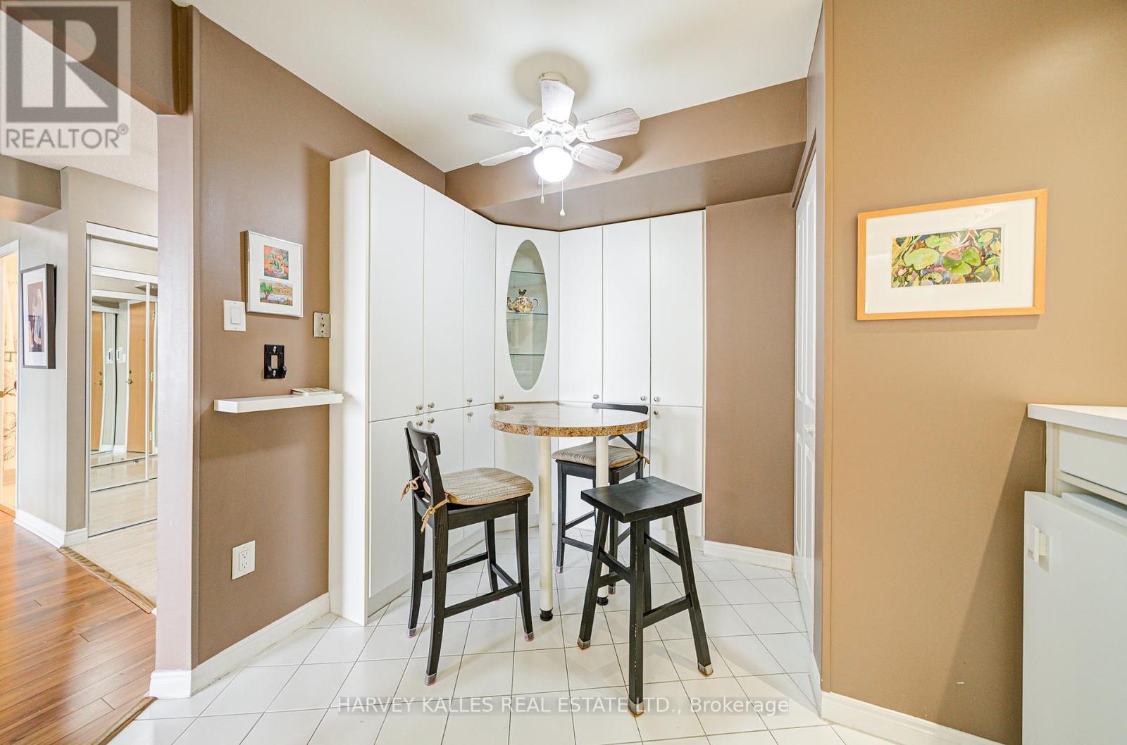 804 - 7250 Yonge Street, Vaughan (Crestwood-Springfarm-Yorkhill), Ontario  L4J 7X1 - Photo 15 - N12212921