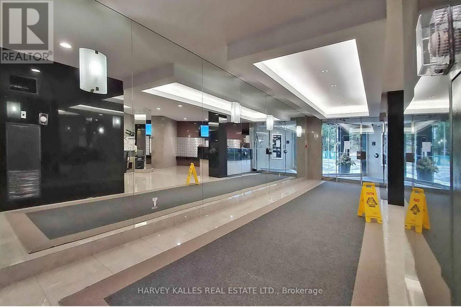 804 - 7250 Yonge Street, Vaughan (Crestwood-Springfarm-Yorkhill), Ontario  L4J 7X1 - Photo 4 - N12212921
