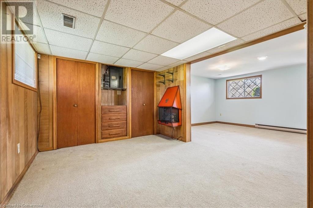 1 Westview Crescent, Waterdown, Ontario  L8B 0E4 - Photo 19 - 40740126