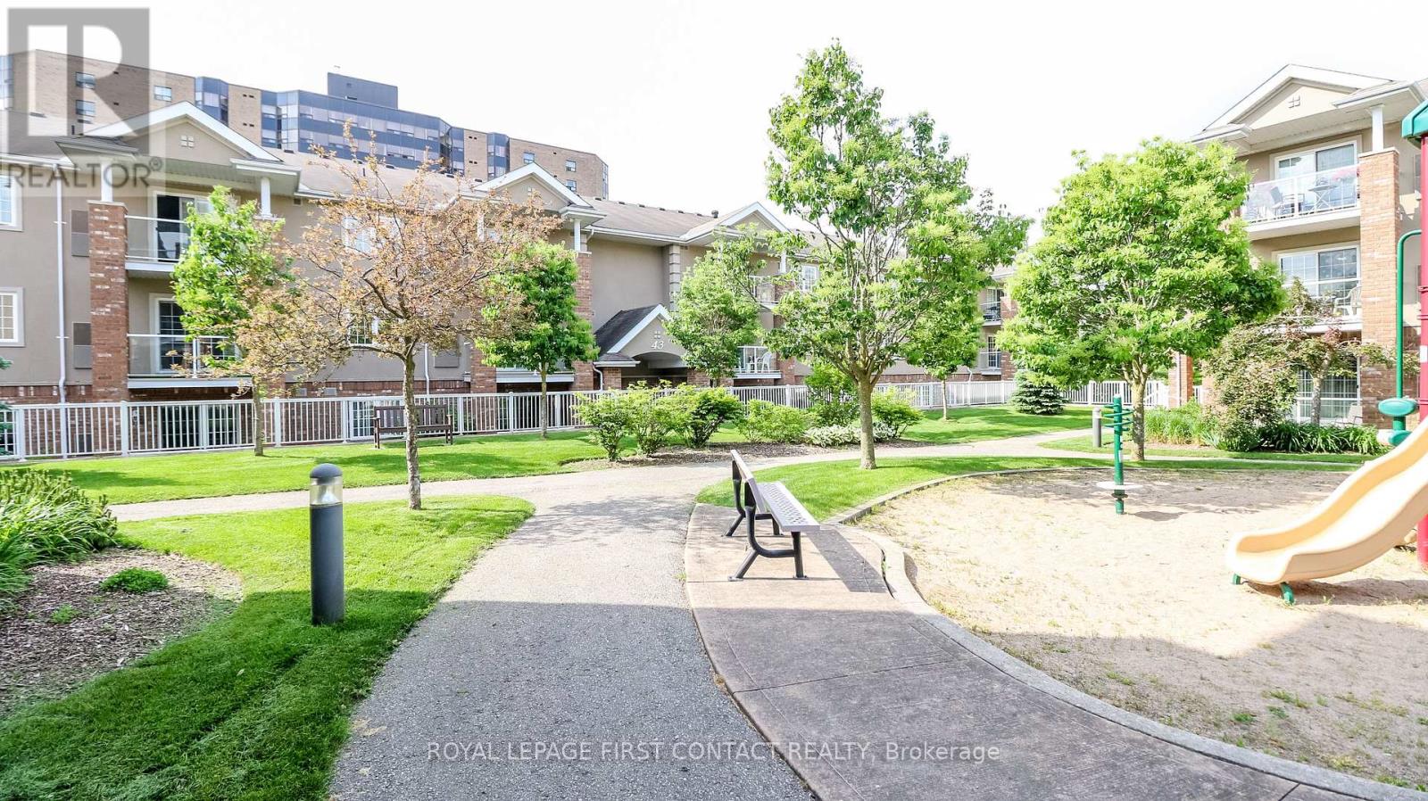 19 - 43 Coulter Street, Barrie (Sunnidale), Ontario  L4N 6L9 - Photo 28 - S12212753