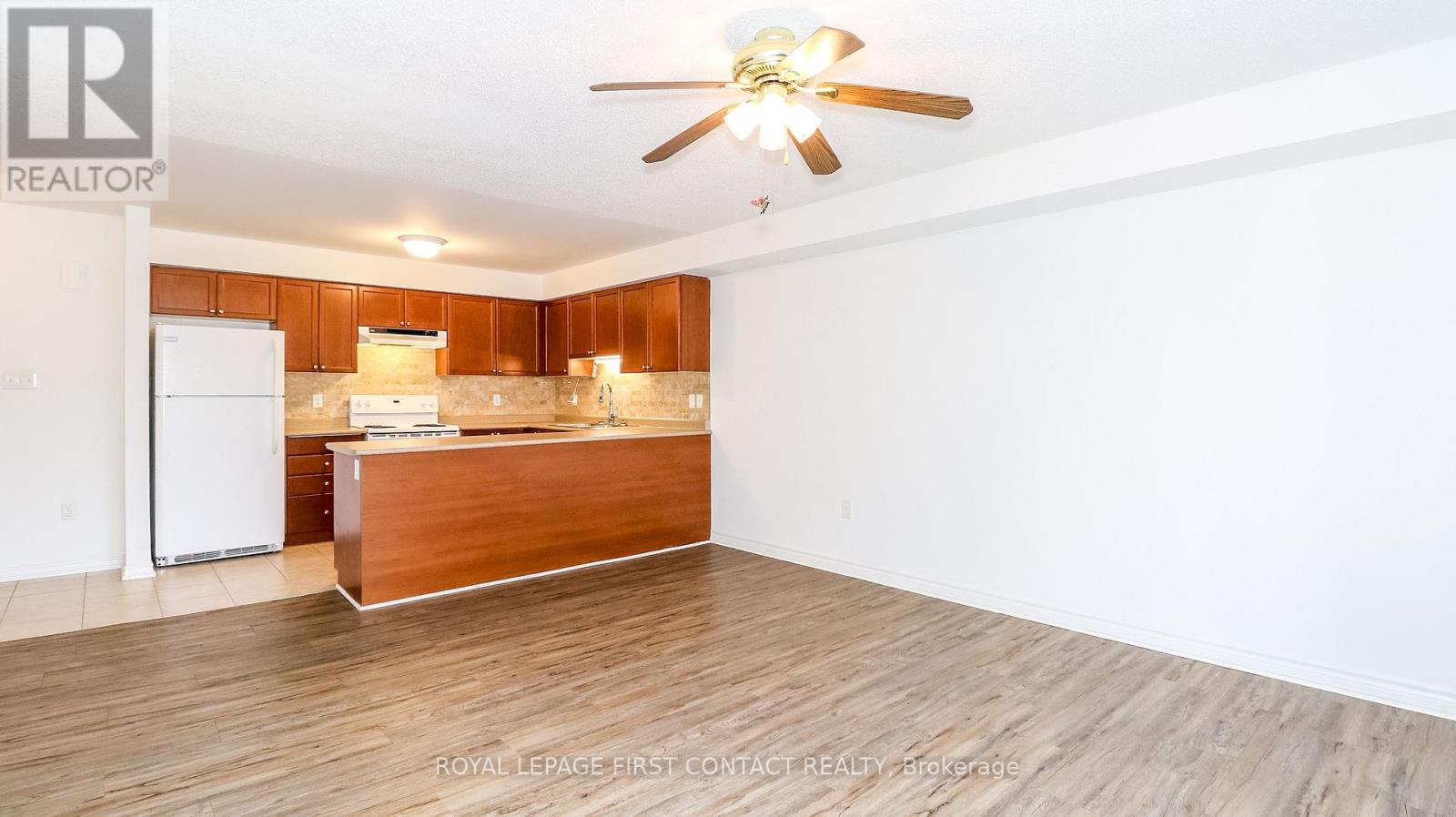 19 - 43 Coulter Street, Barrie (Sunnidale), Ontario  L4N 6L9 - Photo 5 - S12212753