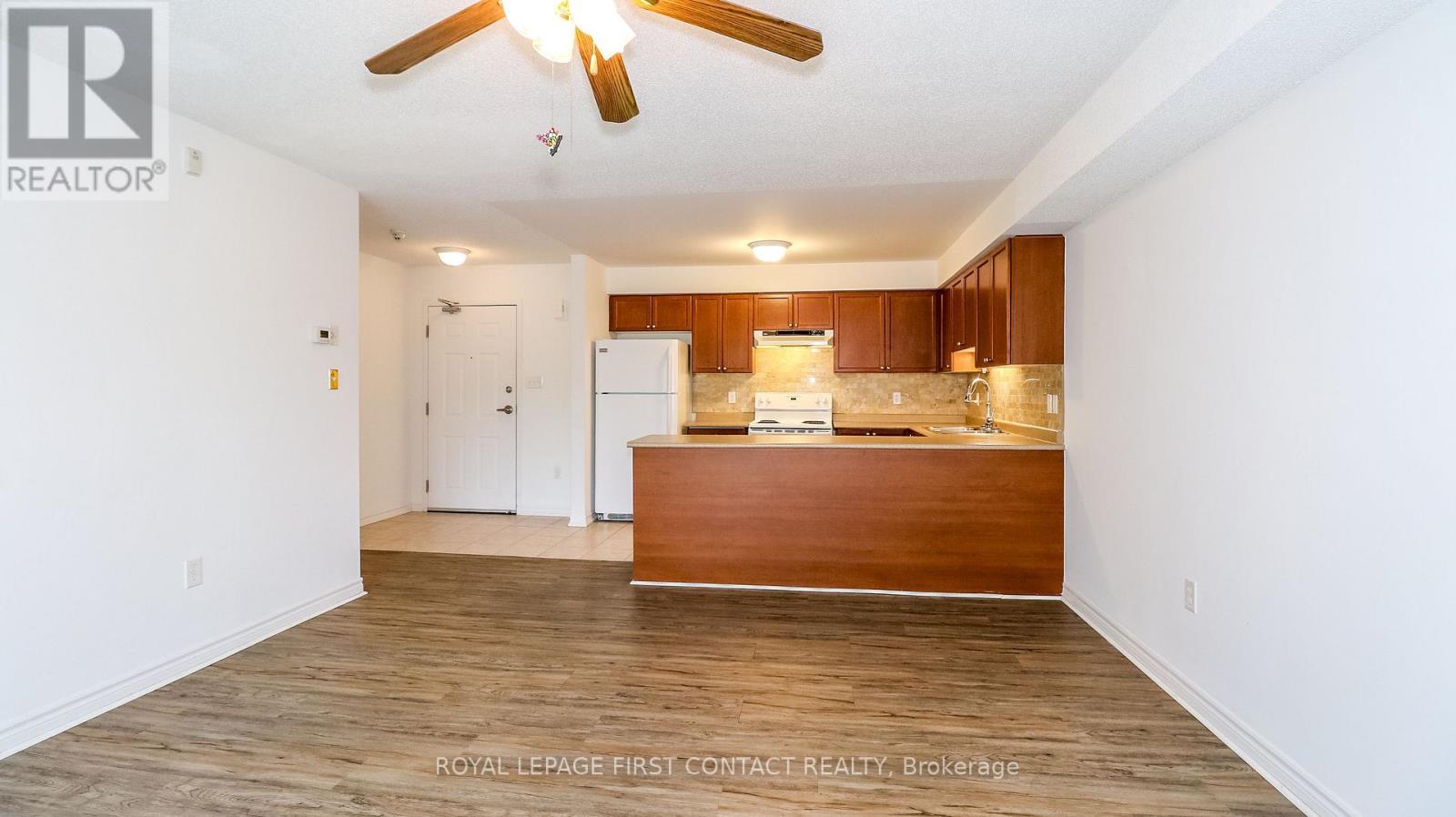 19 - 43 Coulter Street, Barrie (Sunnidale), Ontario  L4N 6L9 - Photo 6 - S12212753