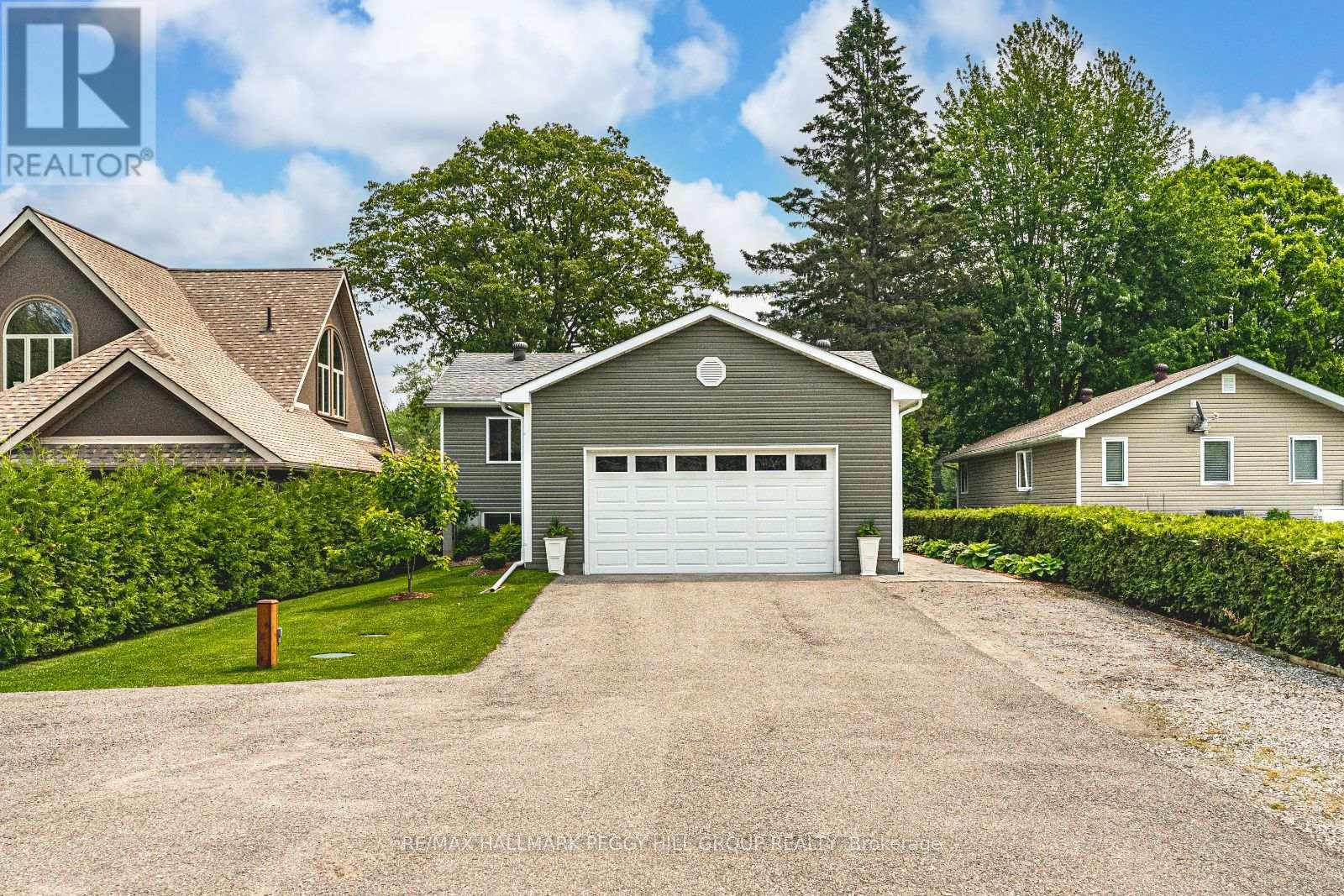 1663 Peninsula Point Road, Severn, Ontario  P0E 1N0 - Photo 2 - S12212802