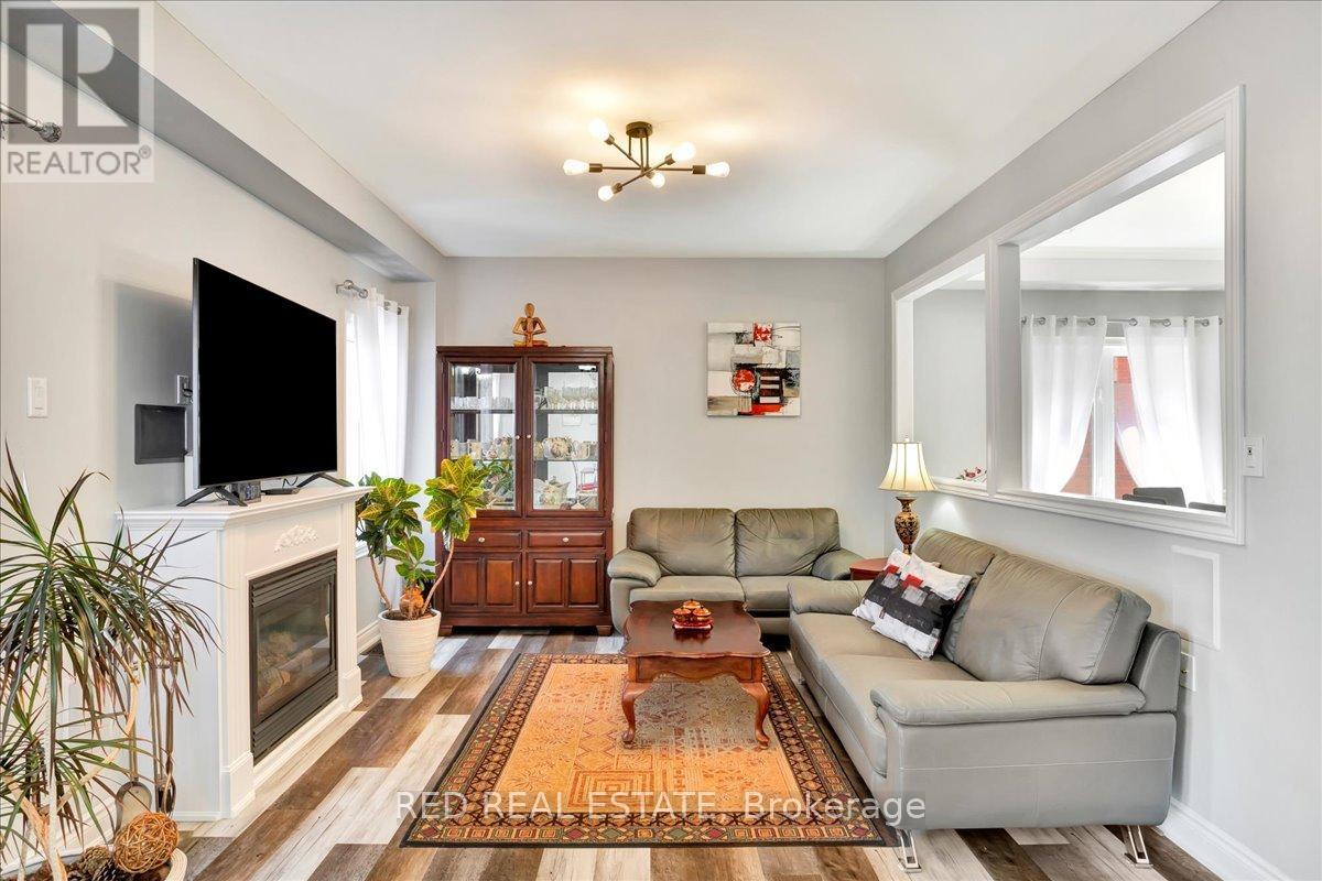 117 Winchester Terrace, Barrie, Ontario  L4M 0B3 - Photo 10 - S12212825