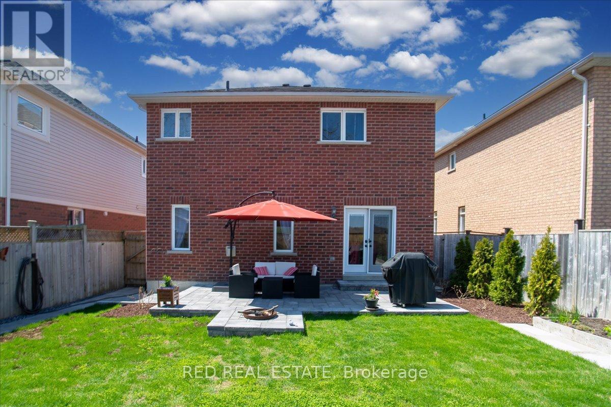 117 Winchester Terrace, Barrie, Ontario  L4M 0B3 - Photo 3 - S12212825