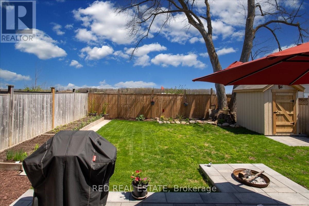 117 Winchester Terrace, Barrie, Ontario  L4M 0B3 - Photo 4 - S12212825