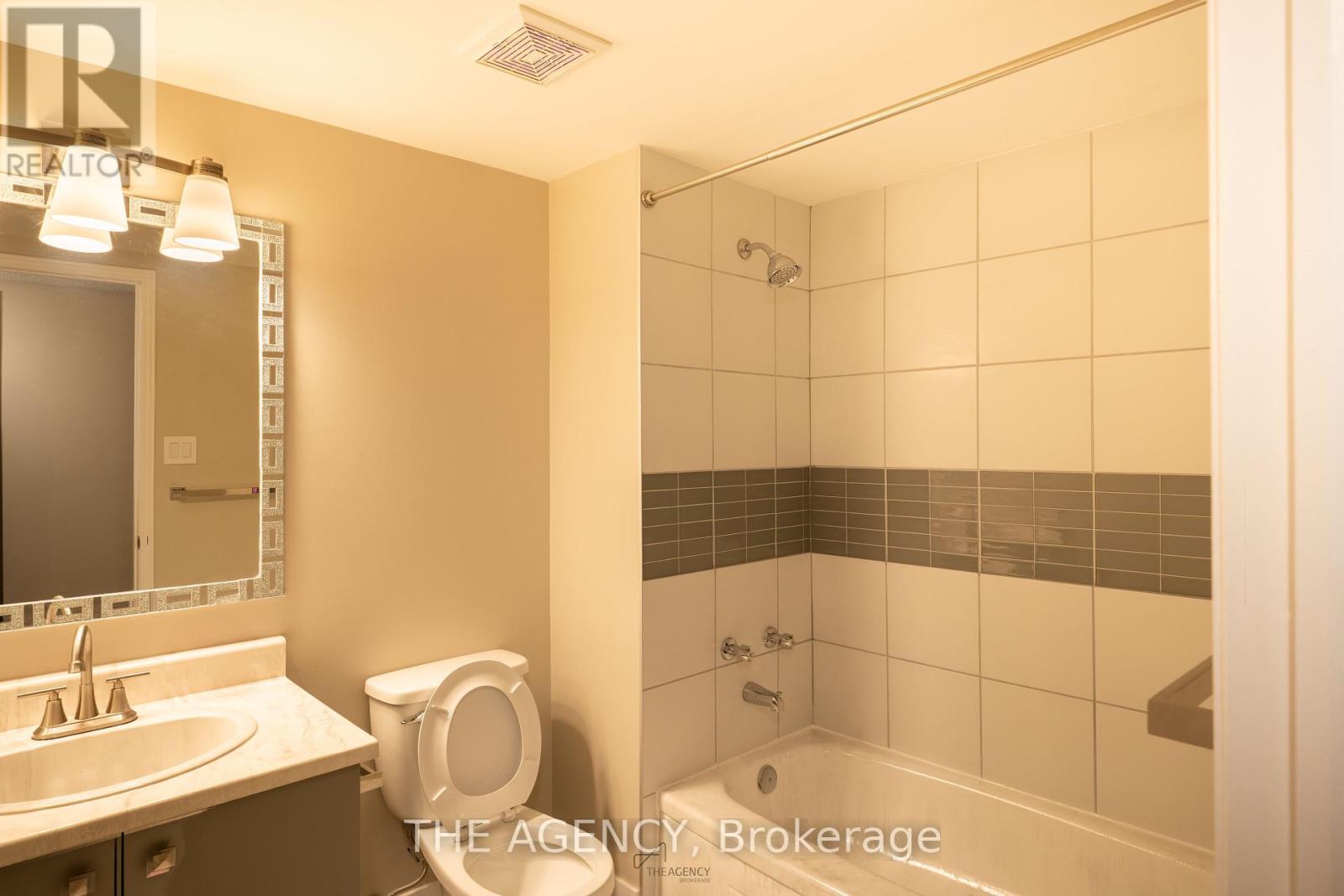202 - 25 Meadow Lane, Barrie, Ontario  L4N 7K2 - Photo 15 - S12212826