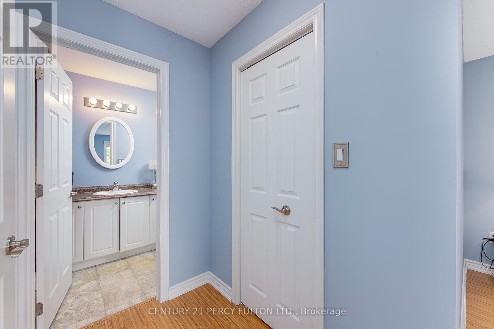 58 Lucy Lane, Orillia, Ontario  L3V 0G3 - Photo 19 - S12212894