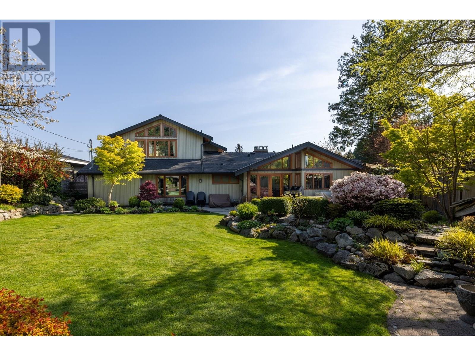 986 Tudor Avenue, North Vancouver, British Columbia  V7R 1X7 - Photo 17 - R3014174
