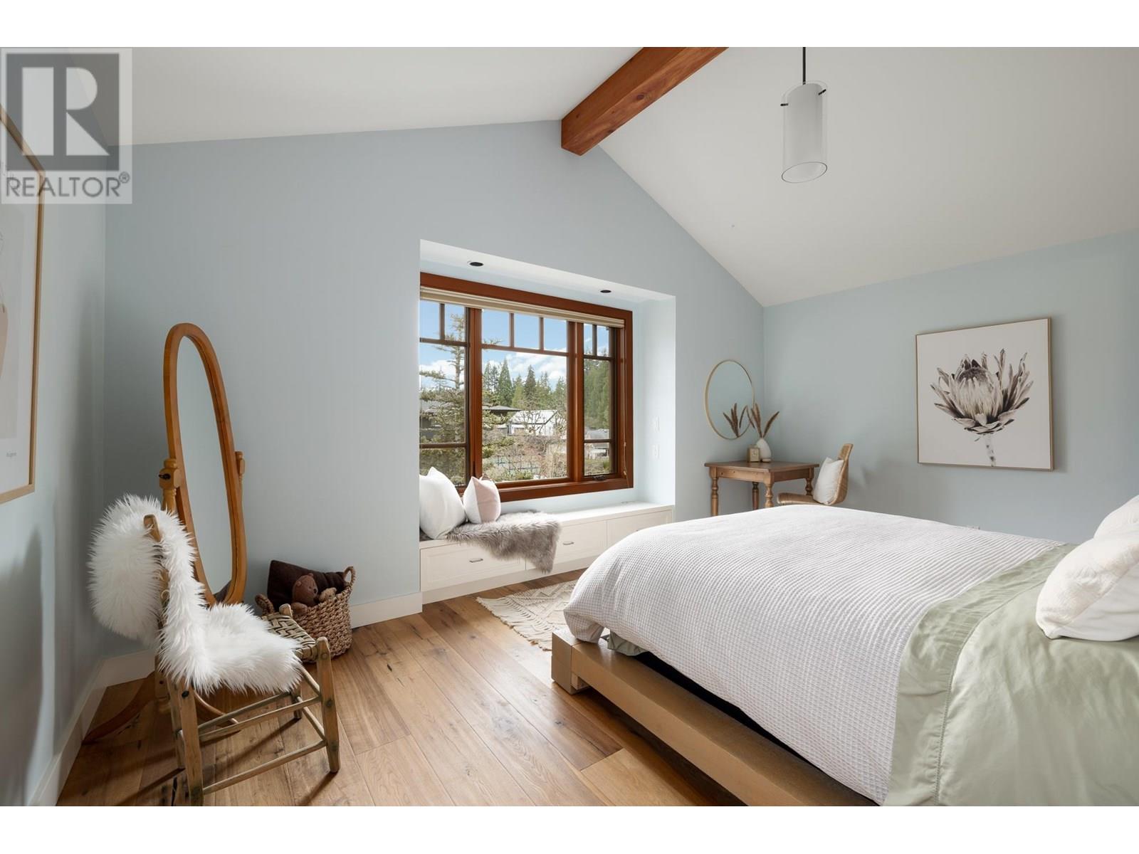 986 Tudor Avenue, North Vancouver, British Columbia  V7R 1X7 - Photo 34 - R3014174