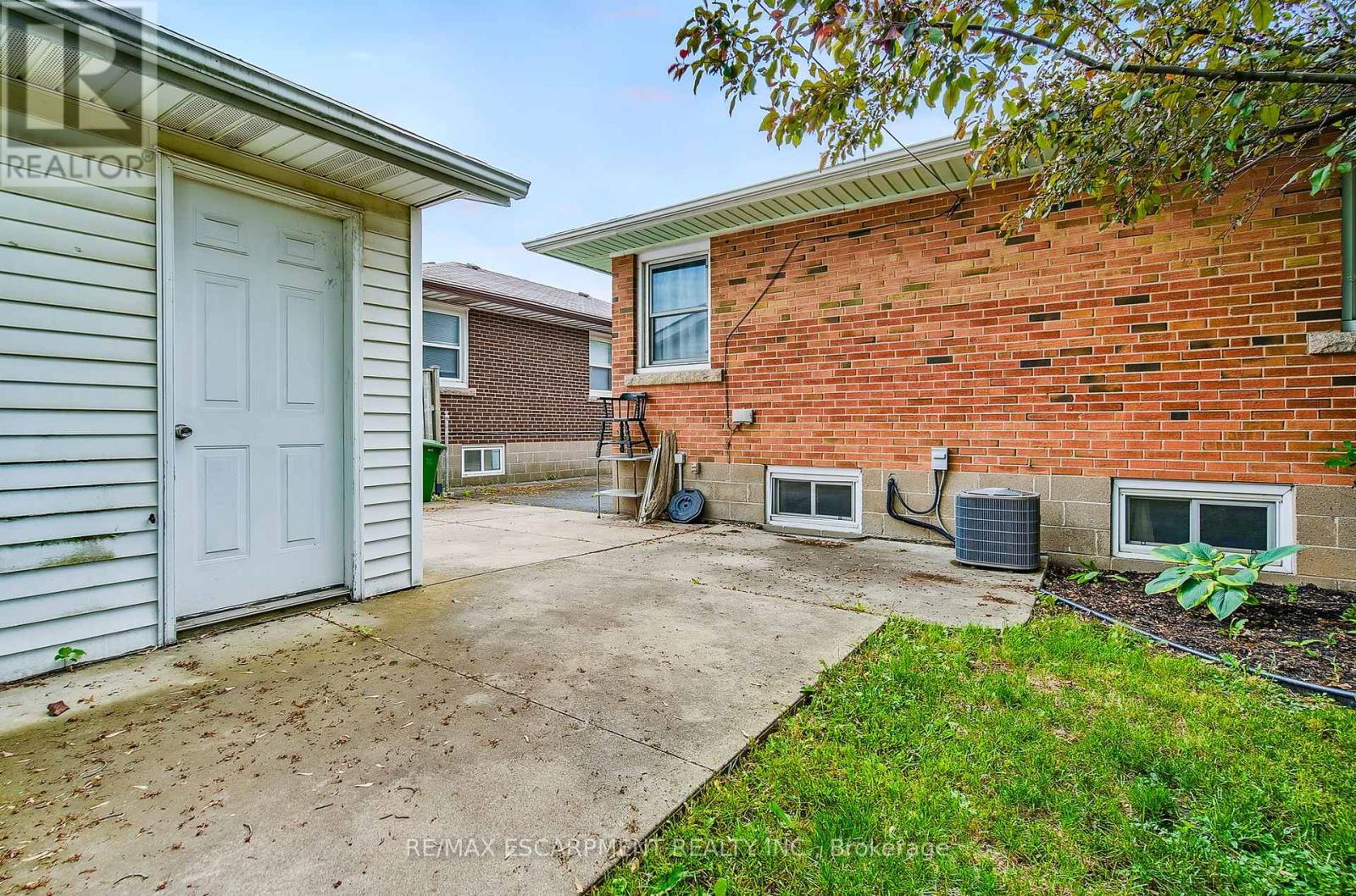 379 East 18th Street, Hamilton, Ontario  L9A 4P7 - Photo 42 - X12212668