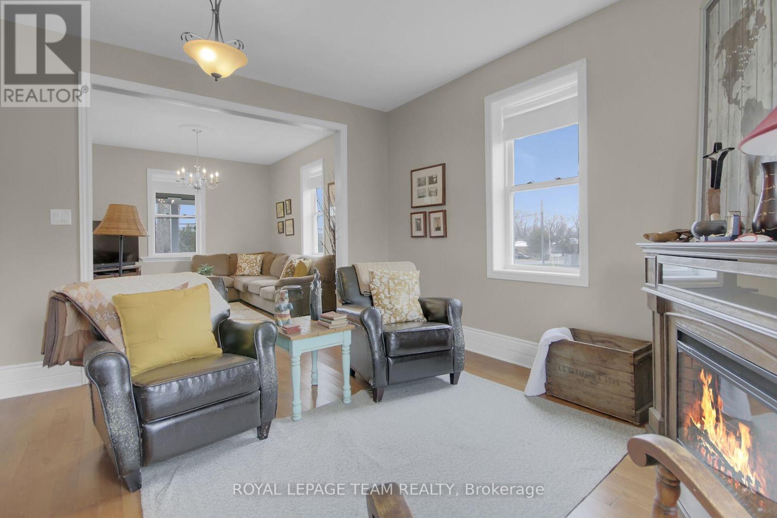 1456 Meadow Drive, Ottawa, Ontario  K4P 1B1 - Photo 13 - X12190204