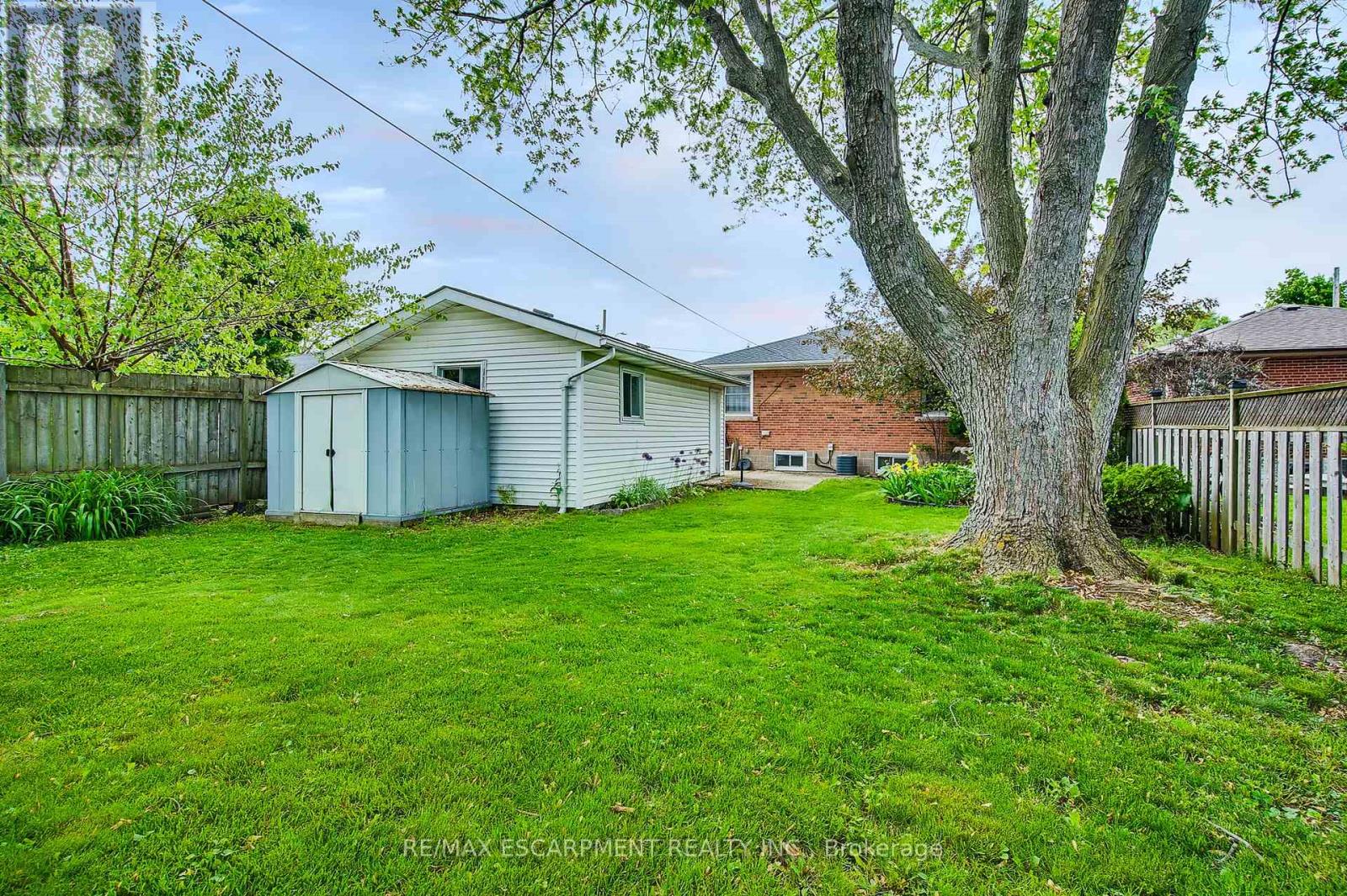 379 East 18th Street, Hamilton, Ontario  L9A 4P7 - Photo 44 - X12212668