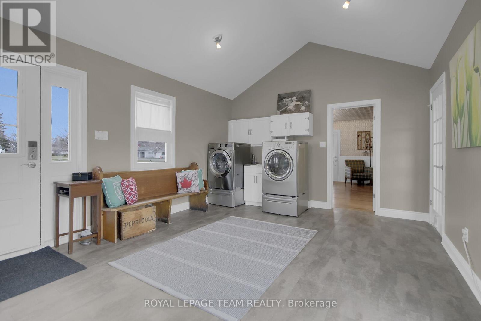 1456 Meadow Drive, Ottawa, Ontario  K4P 1B1 - Photo 31 - X12190204