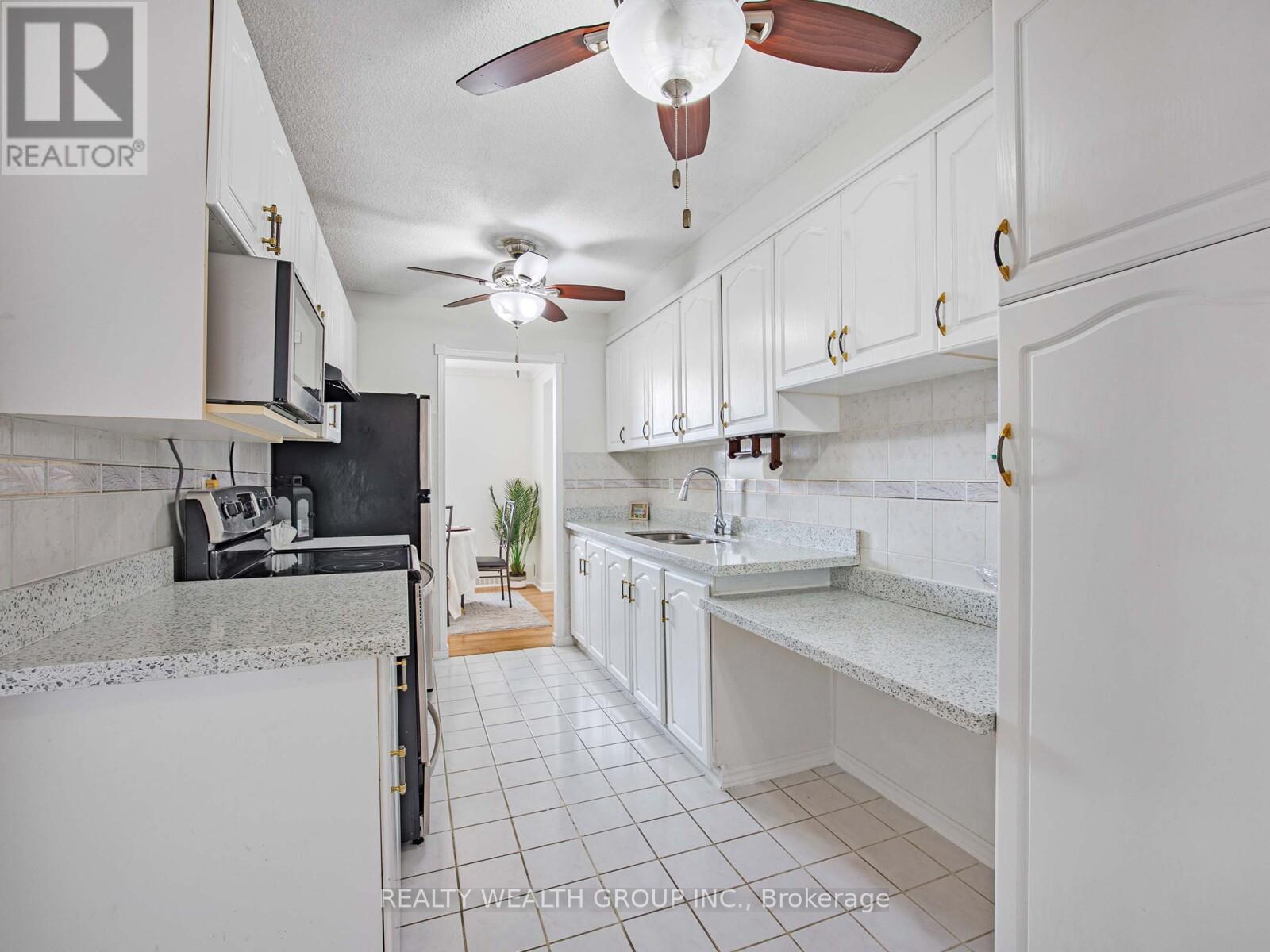 1105 - 90 Ling Road, Toronto, Ontario  M1E 4Y3 - Photo 11 - E12212175