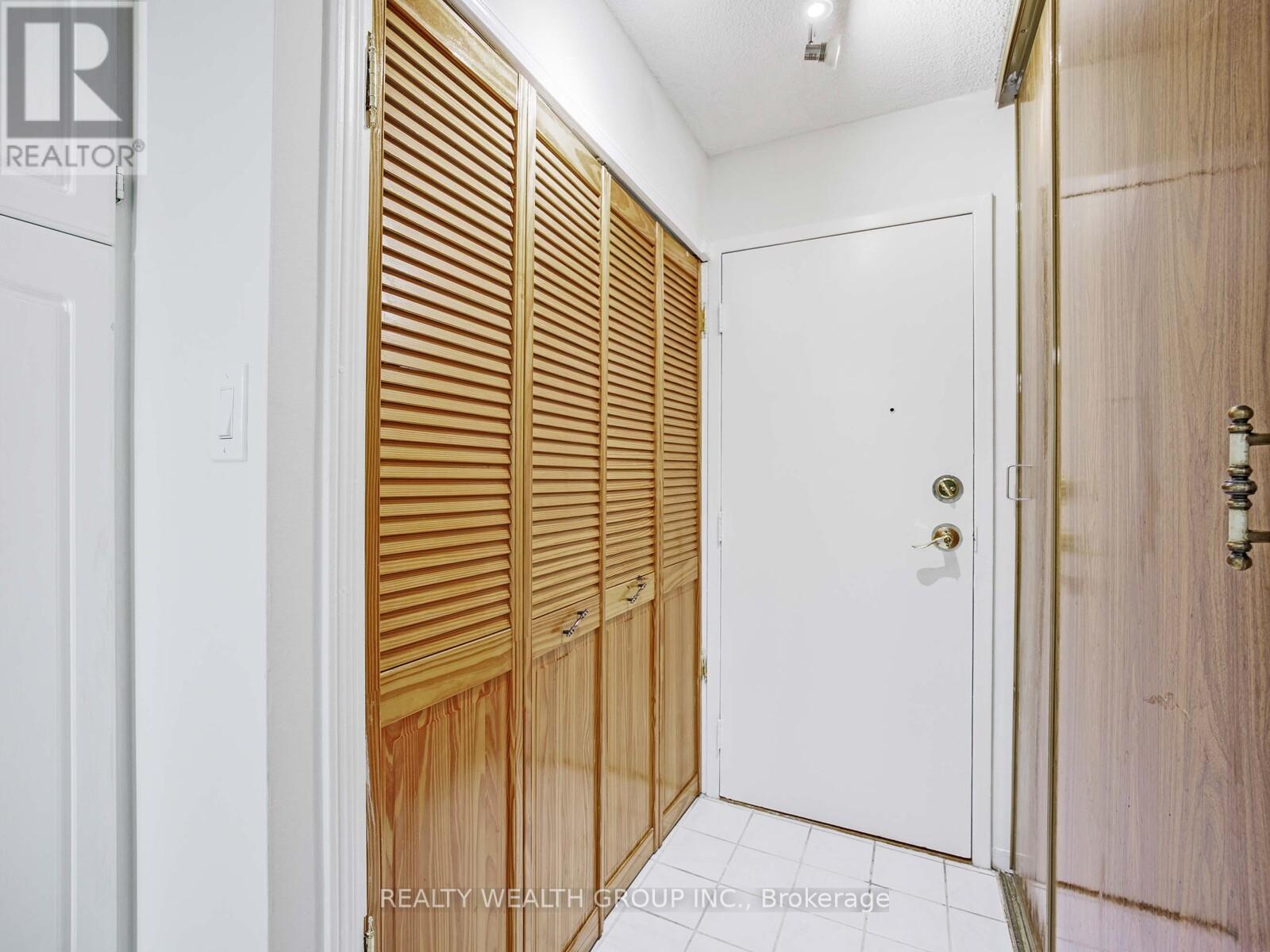 1105 - 90 Ling Road, Toronto, Ontario  M1E 4Y3 - Photo 19 - E12212175