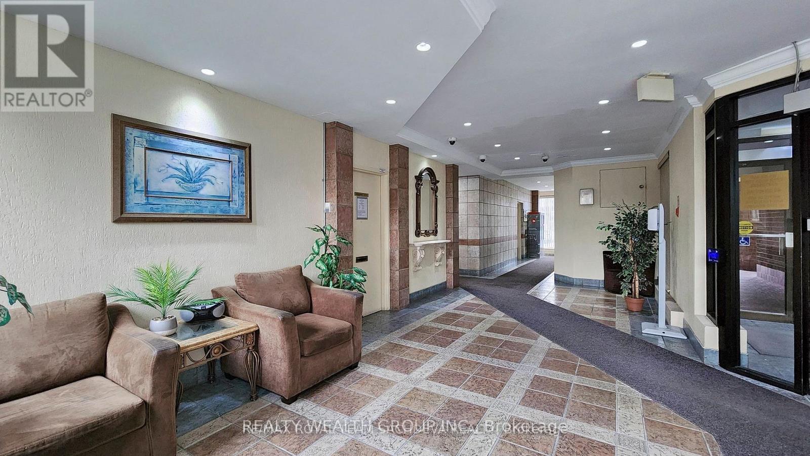 1105 - 90 Ling Road, Toronto, Ontario  M1E 4Y3 - Photo 2 - E12212175