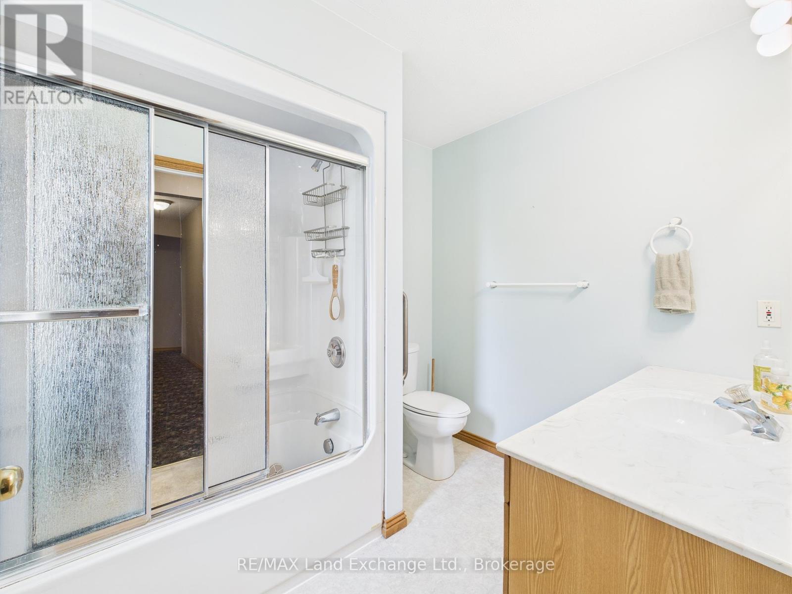 5 William Street, Huron-Kinloss, Ontario N0G 2R0 - Photo 20 - X12212957