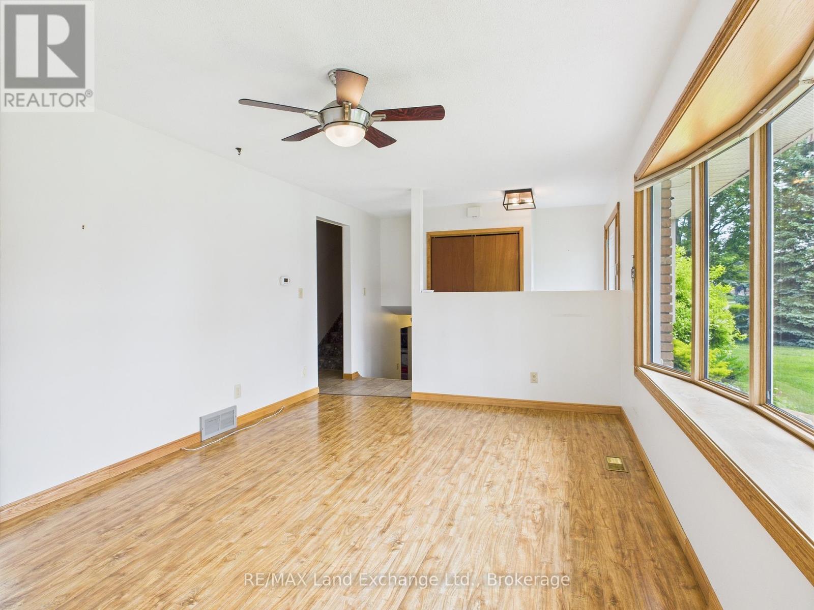 5 William Street, Huron-Kinloss, Ontario N0G 2R0 - Photo 6 - X12212957
