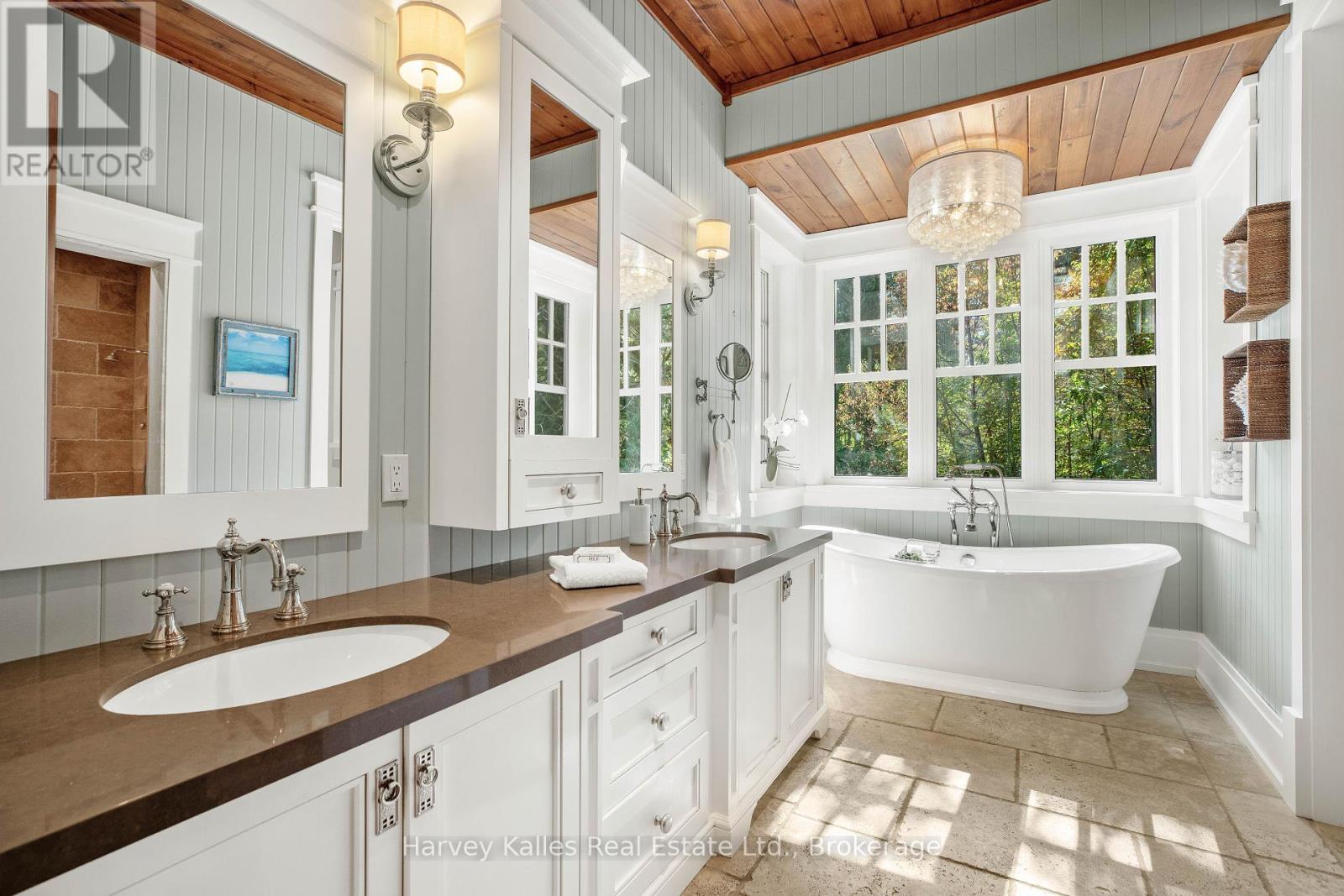 1074 Tally Ho Winter Park Road, Lake Of Bays, Ontario  P1H 2J6 - Photo 19 - X12212959