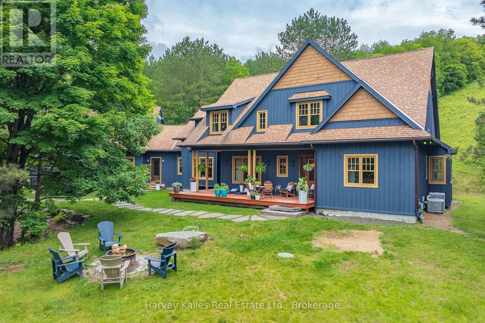 1074 Tally Ho Winter Park Road, Lake Of Bays, Ontario  P1H 2J6 - Photo 2 - X12212959