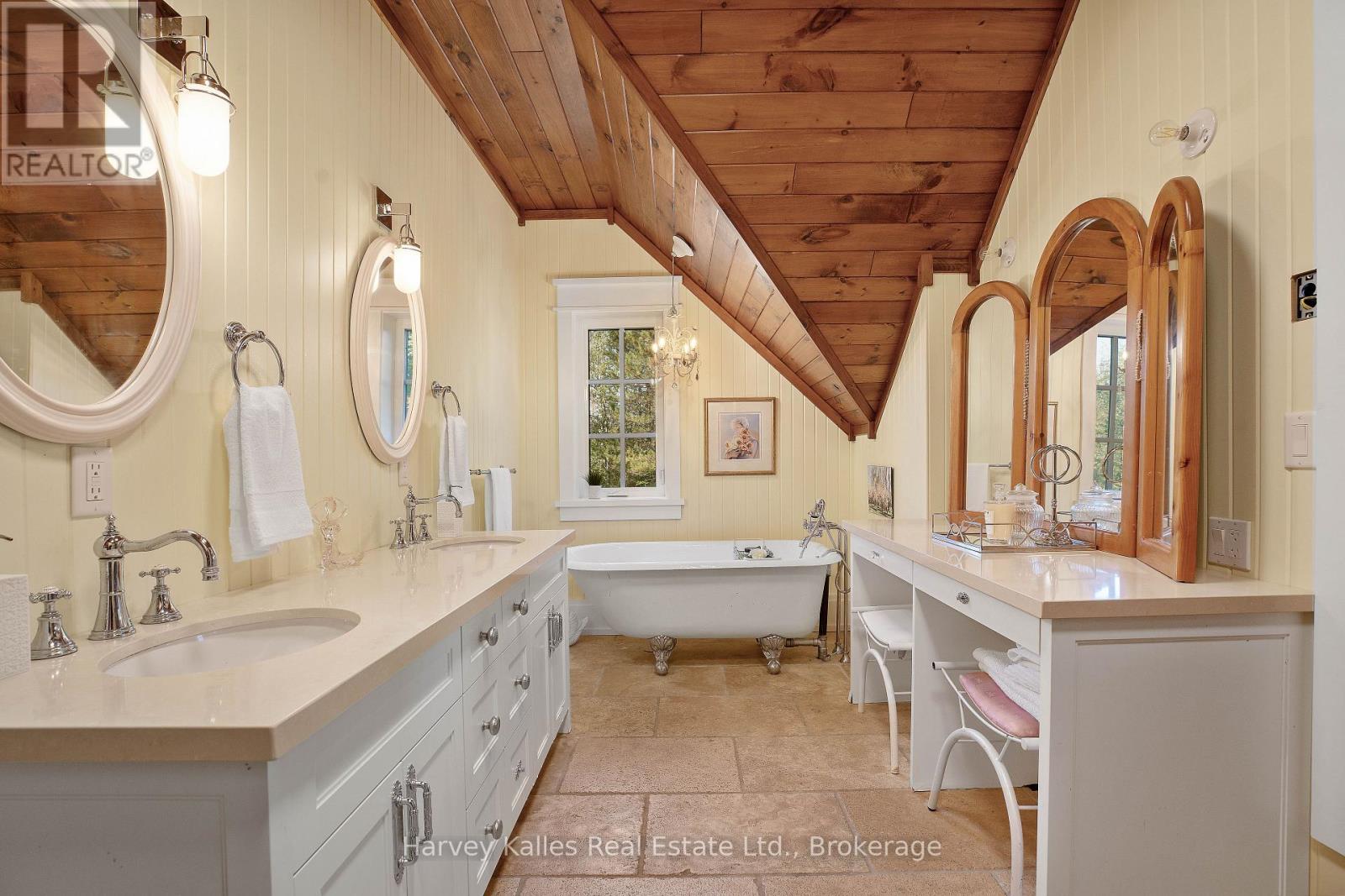1074 Tally Ho Winter Park Road, Lake Of Bays, Ontario  P1H 2J6 - Photo 29 - X12212959